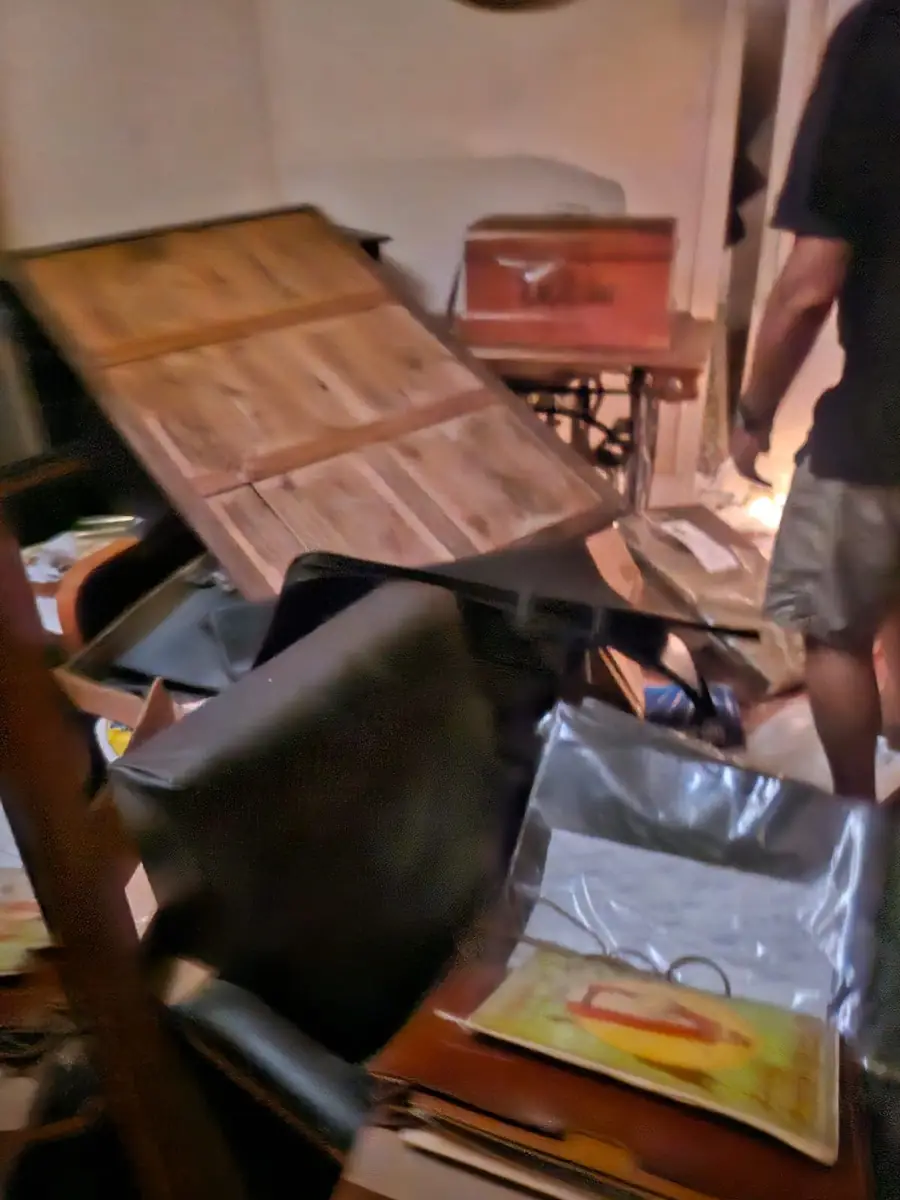 Manutention de mobilier ancien lors d’un vide-maison